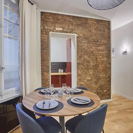 Apartment Center Of Paris By Studio Prestige Esterno foto